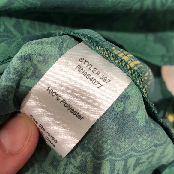 CAbi Green Top - Picture 4 of 6